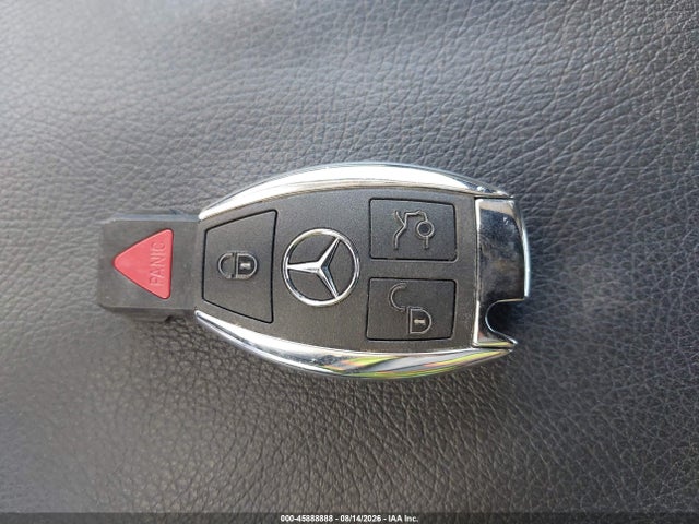 2012 Mercedes-benz S 550 მანქანა იყიდება აუქციონზე, vin: WDDNG7DB3CA420068, აუქციონის ნომერი: 45888888