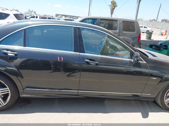 2012 Mercedes-benz S 550 მანქანა იყიდება აუქციონზე, vin: WDDNG7DB3CA420068, აუქციონის ნომერი: 45888888