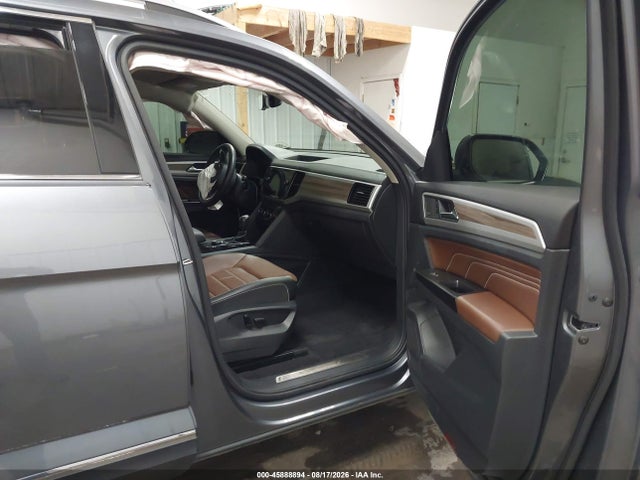 45888894 :رقم المزاد ، 1V2TR2CA9MC537682 vin ، 2021 Volkswagen Atlas 3.6l V6 Sel Premium مزاد بيع