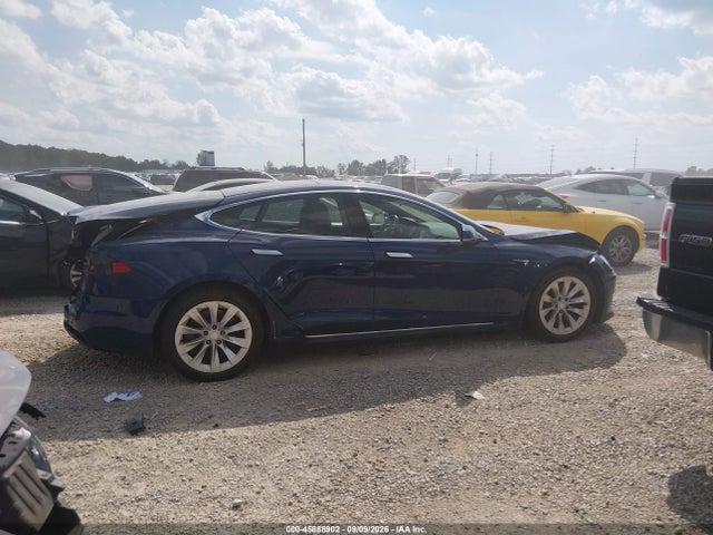Tesla Model S 100d/60d/75d/90d/p100d 2017 5YJSA1E26HF186095 Image 14