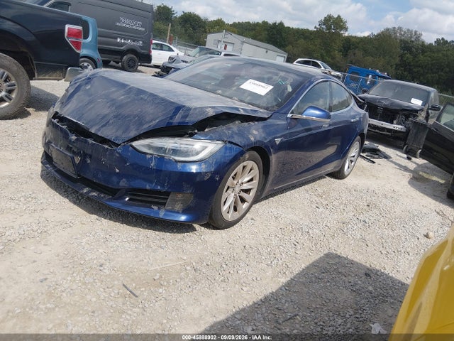 Tesla Model S 100d/60d/75d/90d/p100d 2017 5YJSA1E26HF186095 Image 2