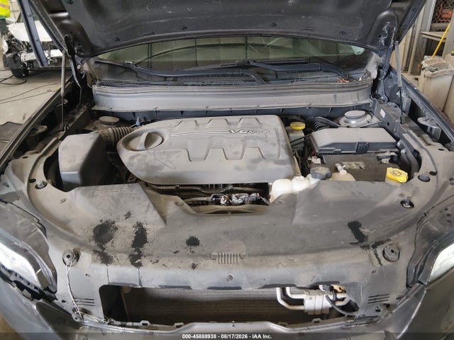 1C4PJMLXXKD118063 Jeep Cherokee Latitude Plus 4x4