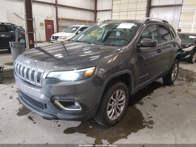 1C4PJMLXXKD118063 Jeep Cherokee Latitude Plus 4x4