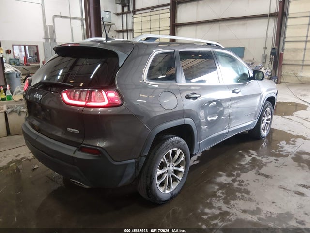 1C4PJMLXXKD118063 Jeep Cherokee Latitude Plus 4x4