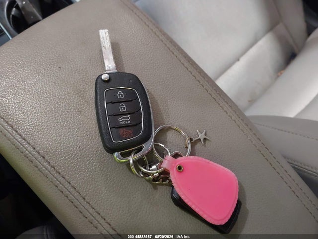 Aukcja sprzedaży 2017 Hyundai Tucson Se, vin: KM8J3CA44HU445937, numer aukcji: 45888957