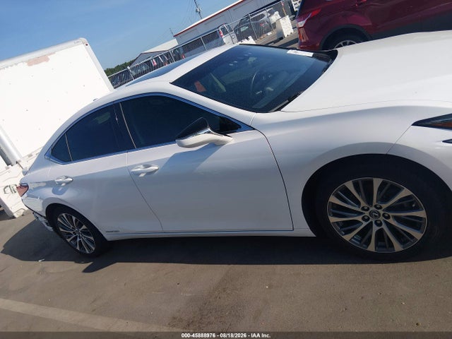 Продажа на аукционе авто 2019 Lexus Es 300h, vin: JTHB21B16K2031502, номер лота: 45888976