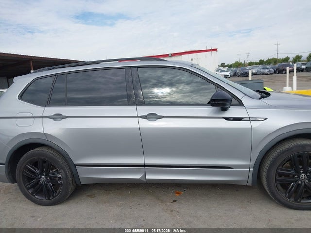 3VVCB7AX6NM099716 Volkswagen Tiguan 2.0t Se R-line Black