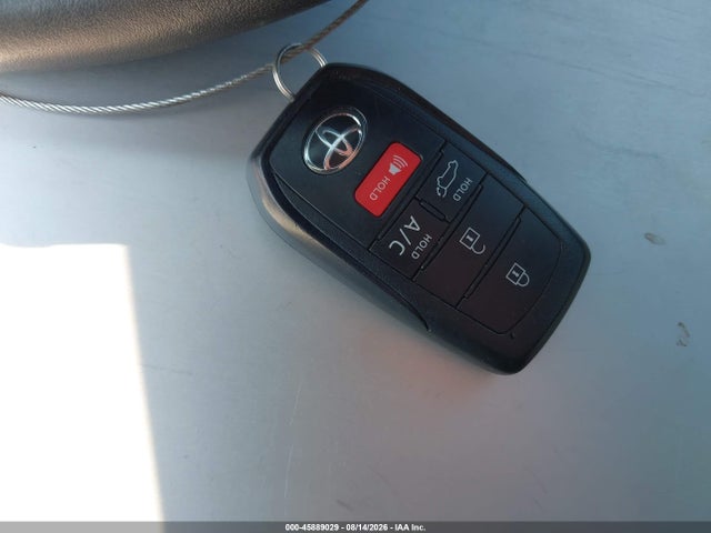 Toyota BZ4X XLE 2024 JTMABACA1RA061194 Image 10