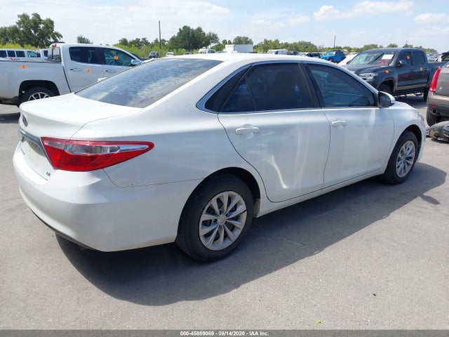 45889069 :رقم المزاد ، 4T4BF1FK2GR537155 vin ، 2016 Toyota Camry Le مزاد بيع