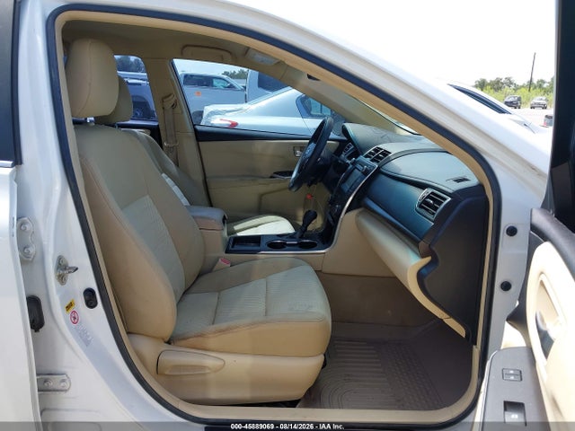 45889069 :رقم المزاد ، 4T4BF1FK2GR537155 vin ، 2016 Toyota Camry Le مزاد بيع