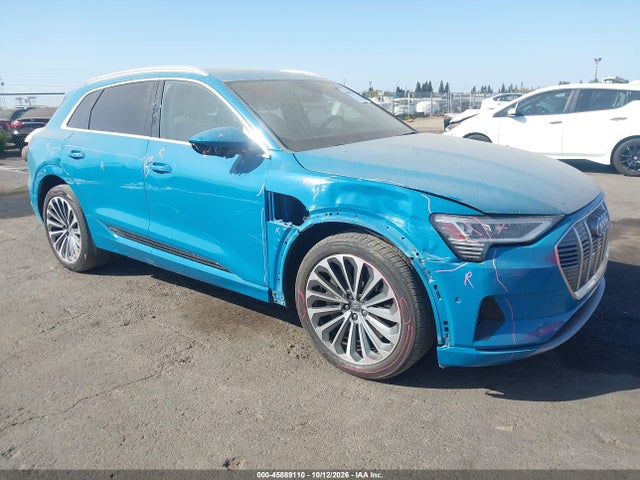 Продаж на аукціоні авто 2019 Audi E-tron Premium Plus, vin: WA1VABGE0KB013140, номер лоту: 45889110