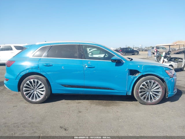 Продаж на аукціоні авто 2019 Audi E-tron Premium Plus, vin: WA1VABGE0KB013140, номер лоту: 45889110