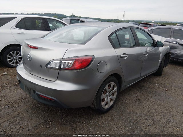 45889109 :رقم المزاد ، JM1BL1UF7B1445367 vin ، 2011 Mazda Mazda3 I Sport مزاد بيع