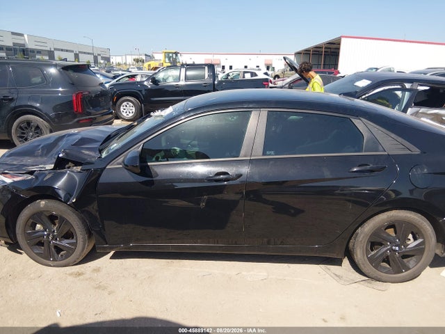 2023 Hyundai Elantra Sel მანქანა იყიდება აუქციონზე, vin: 5NPLM4AG5PH102217, აუქციონის ნომერი: 45889142