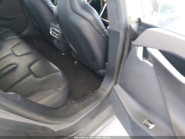 Продажа на аукционе авто 2015 Tesla Model S 70d/85d/p85d, vin: 5YJSA1E29FF115079, номер лота: 45889143