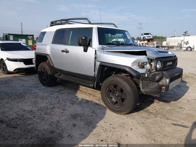 45889162 :رقم المزاد ، JTEZU11F770002421 vin ، 2007 Toyota Fj Cruiser مزاد بيع