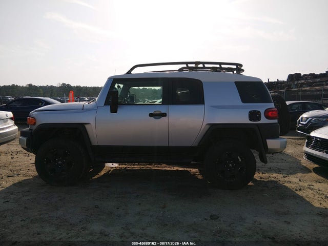 45889162 :رقم المزاد ، JTEZU11F770002421 vin ، 2007 Toyota Fj Cruiser مزاد بيع