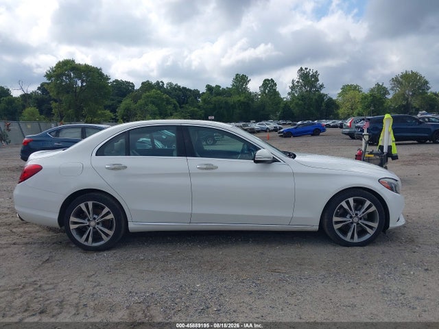 Продаж на аукціоні авто 2015 Mercedes-benz C 300 4matic, vin: 55SWF4KB6FU003427, номер лоту: 45889195