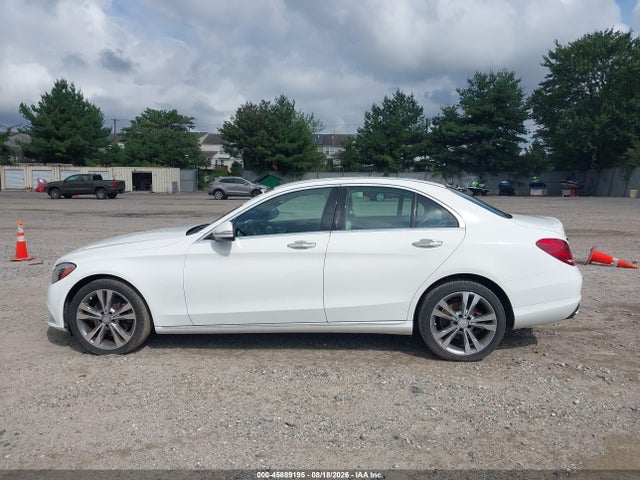 Продаж на аукціоні авто 2015 Mercedes-benz C 300 4matic, vin: 55SWF4KB6FU003427, номер лоту: 45889195