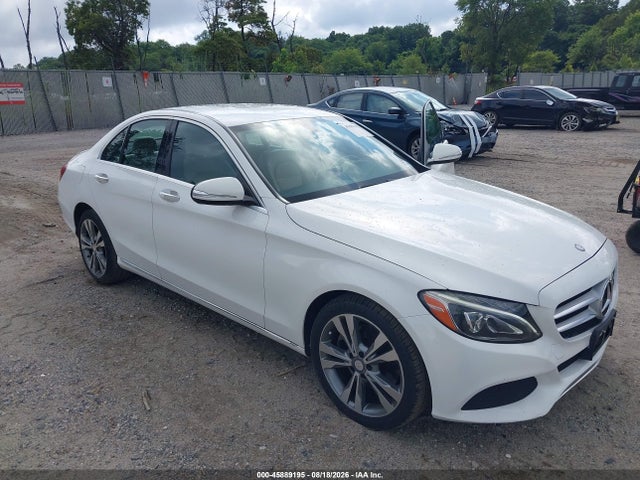 Продаж на аукціоні авто 2015 Mercedes-benz C 300 4matic, vin: 55SWF4KB6FU003427, номер лоту: 45889195
