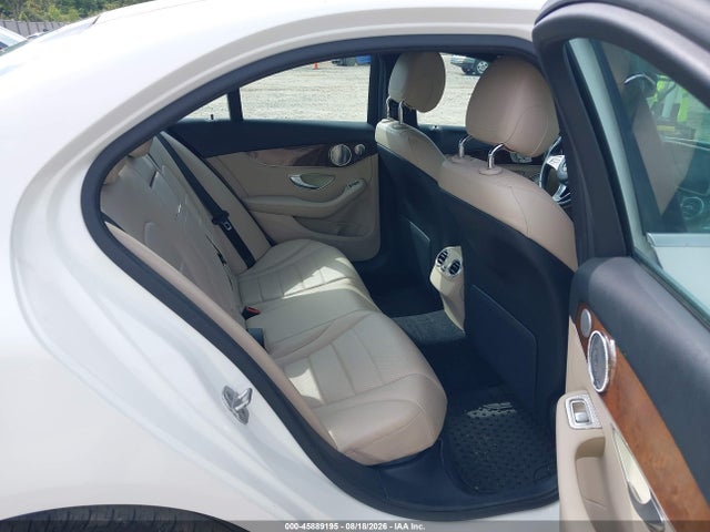Продаж на аукціоні авто 2015 Mercedes-benz C 300 4matic, vin: 55SWF4KB6FU003427, номер лоту: 45889195