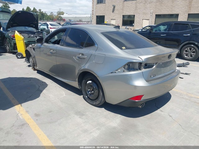 Lexus IS 200T 2016 JTHBA1D21G5026478 Image 3