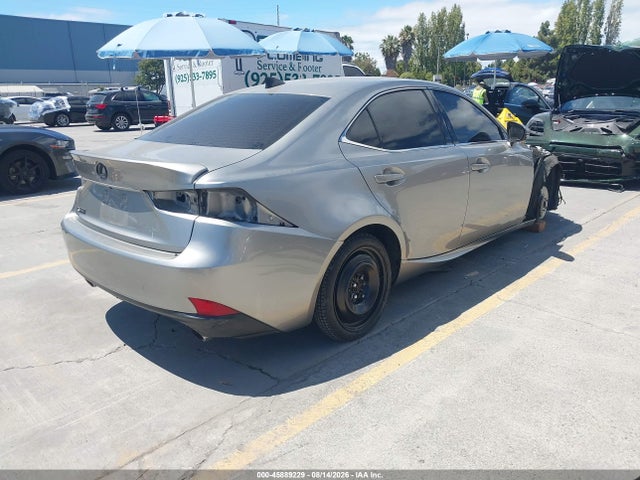 Lexus IS 200T 2016 JTHBA1D21G5026478 Image 4