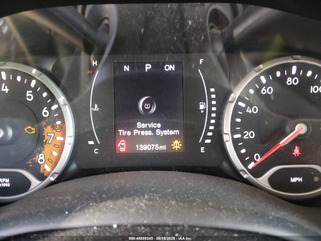 2017 Jeep Renegade Sport მანქანა იყიდება აუქციონზე, vin: ZACCJBAB2HPG36916, აუქციონის ნომერი: 45889345