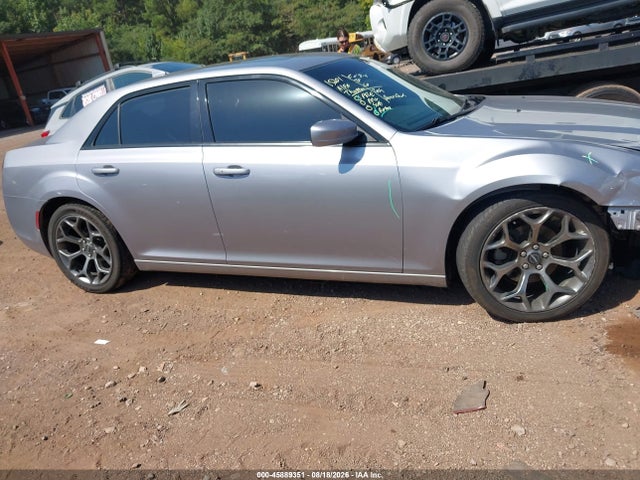Aukcja sprzedaży 2015 Chrysler 300 300s, vin: 2C3CCABG3FH763532, numer aukcji: 45889351