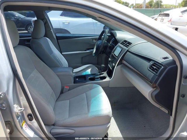 2016 Toyota Camry Le მანქანა იყიდება აუქციონზე, vin: 4T4BF1FK2GR533610, აუქციონის ნომერი: 45889374
