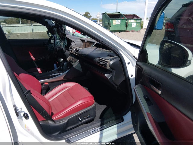 Lexus IS 200T 2017 JTHBA1D25H5040269 Image 5