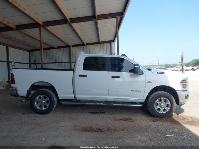 2026 Ram 2500 Big Horn  4x4 6'4 Box მანქანა იყიდება აუქციონზე, vin: 3C6UR5DL0TG259328, აუქციონის ნომერი: 45889448