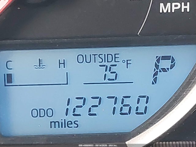 JTMZFREVXFD055426 Toyota RAV4 LE