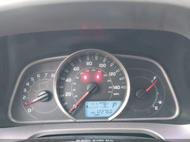 JTMZFREVXFD055426 Toyota RAV4 LE