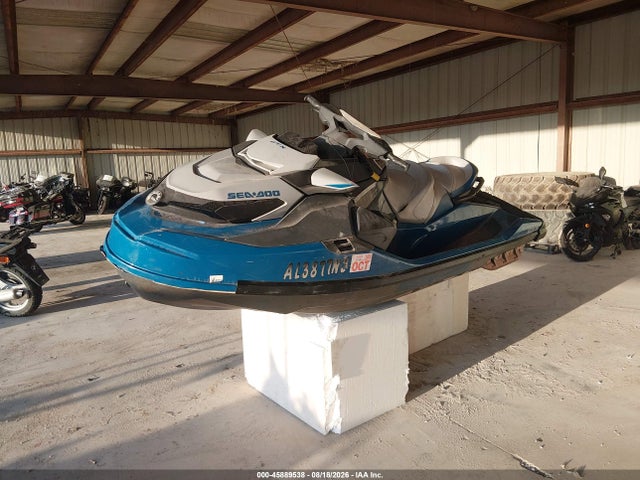 Seadoo Personal Watercraft 2018 YDV13773C818 Image 2
