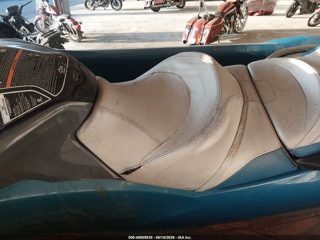 Seadoo Personal Watercraft 2018 YDV13773C818 Image 5