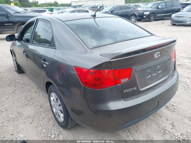 2013 Kia Forte Ex მანქანა იყიდება აუქციონზე, vin: KNAFU4A2XD5721079, აუქციონის ნომერი: 45889589