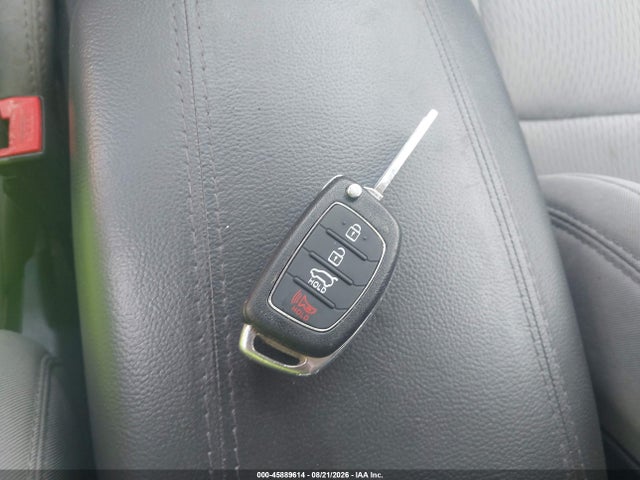 45889614 :رقم المزاد ، 5XYZT3LB6GG360360 vin ، 2016 Hyundai Santa Fe Sport 2.4l مزاد بيع