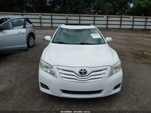 2010 Toyota Camry Le მანქანა იყიდება აუქციონზე, vin: 4T1BF3EK9AU522568, აუქციონის ნომერი: 45889620