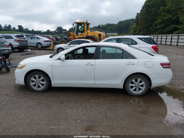 2010 Toyota Camry Le მანქანა იყიდება აუქციონზე, vin: 4T1BF3EK9AU522568, აუქციონის ნომერი: 45889620