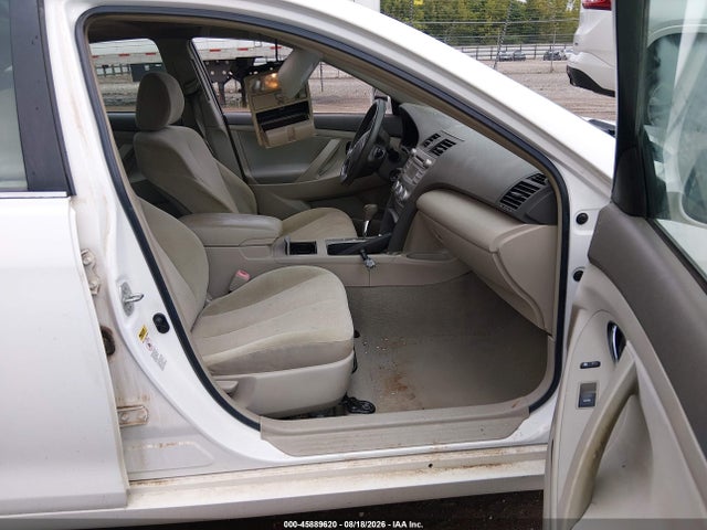 2010 Toyota Camry Le მანქანა იყიდება აუქციონზე, vin: 4T1BF3EK9AU522568, აუქციონის ნომერი: 45889620