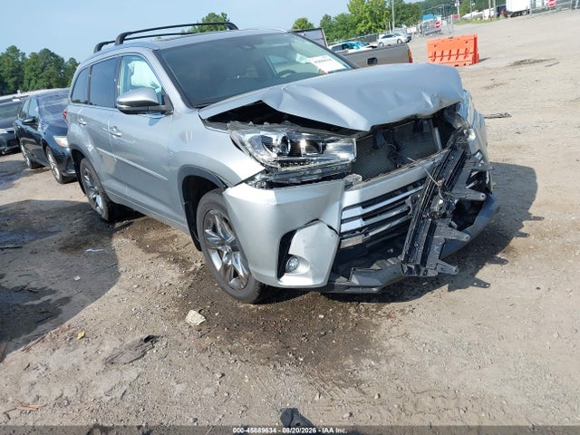 2018 5TDDZRFH9JS823310 main image