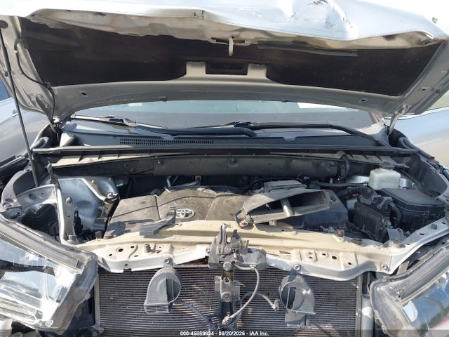 Toyota Highlander Limited Platinum 2018 5TDDZRFH9JS823310 Image 10