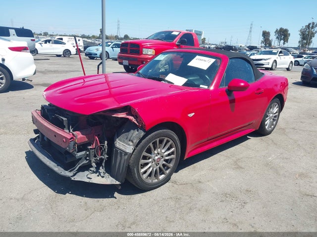 Fiat 124 Spider Classica 2018 JC1NFAEK8J0133608 Image 2
