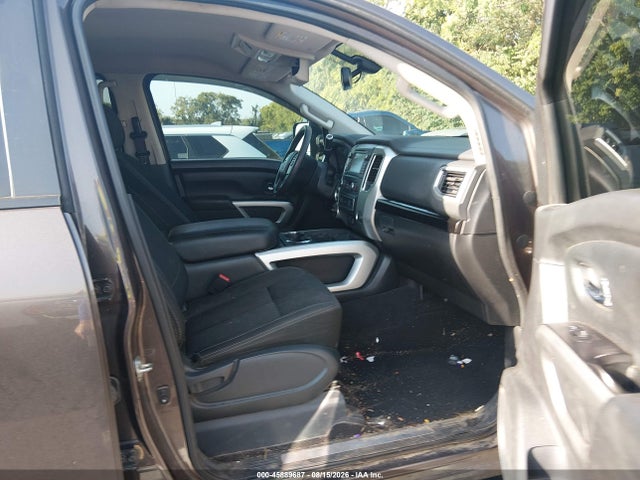 2018 Nissan Titan Xd Sv Gas მანქანა იყიდება აუქციონზე, vin: 1N6AA1F44JN501184, აუქციონის ნომერი: 45889687