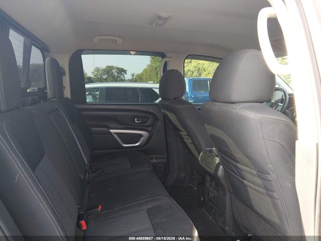 2018 Nissan Titan Xd Sv Gas მანქანა იყიდება აუქციონზე, vin: 1N6AA1F44JN501184, აუქციონის ნომერი: 45889687