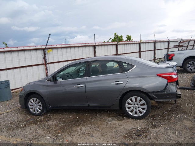 2017 Nissan Sentra S მანქანა იყიდება აუქციონზე, vin: 3N1AB7AP9HY330131, აუქციონის ნომერი: 45889757