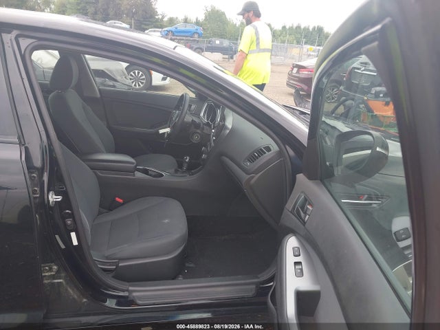 45889823 :رقم المزاد ، 5XXGM4A77FG491762 vin ، 2015 Kia Optima Lx مزاد بيع