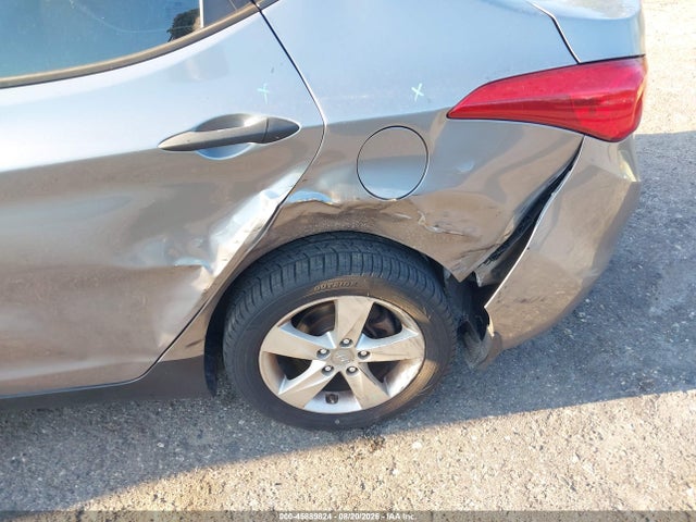 Aukcja sprzedaży 2013 Hyundai Elantra Gls/limited, vin: KMHDH4AE8DU634615, numer aukcji: 45889824