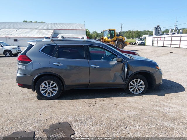 2017 Nissan Rogue Sv მანქანა იყიდება აუქციონზე, vin: JN8AT2MV7HW016979, აუქციონის ნომერი: 45889876